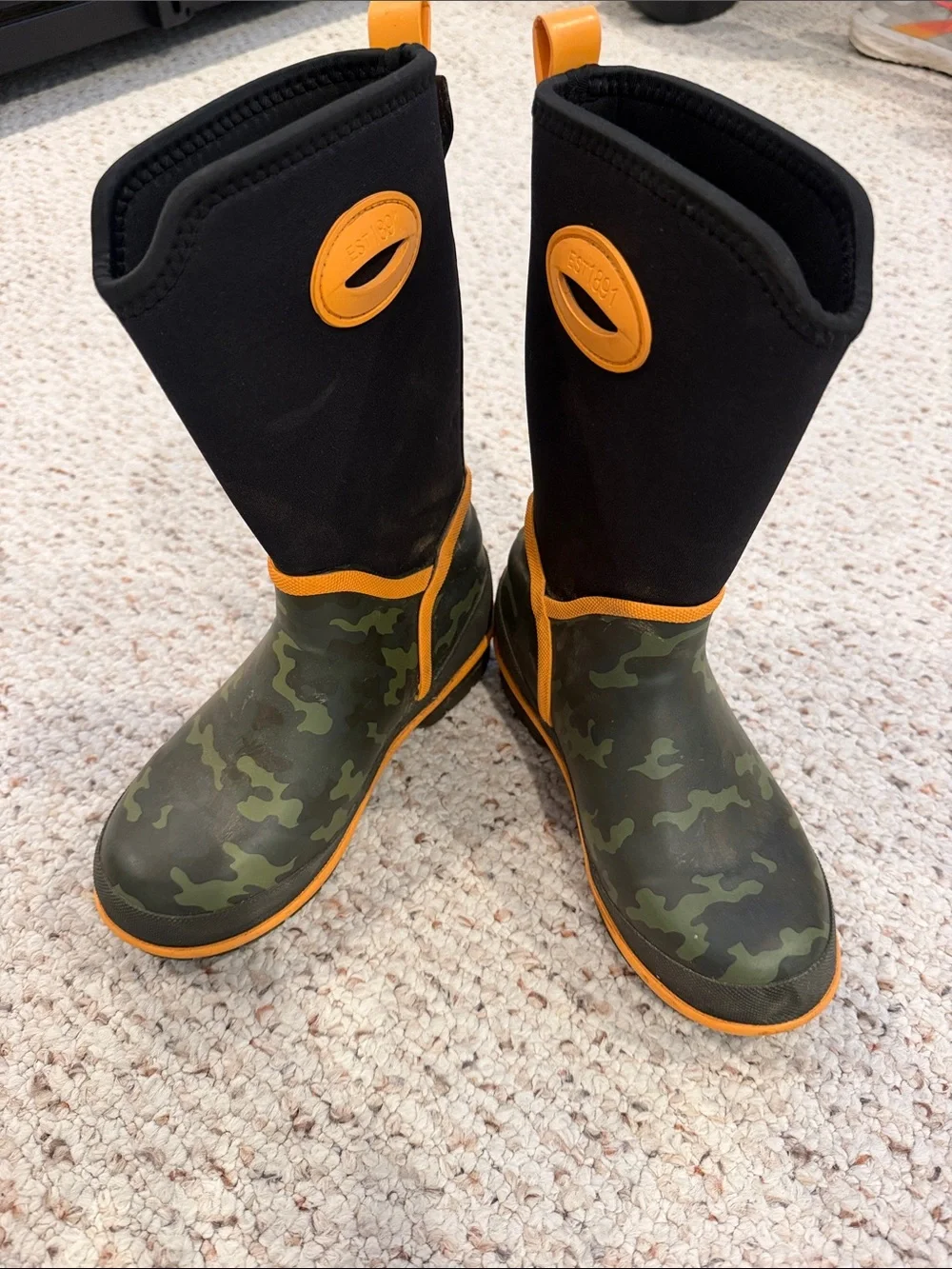 Western Chief Kids Camo Neoprene Boot Choose Size 2
